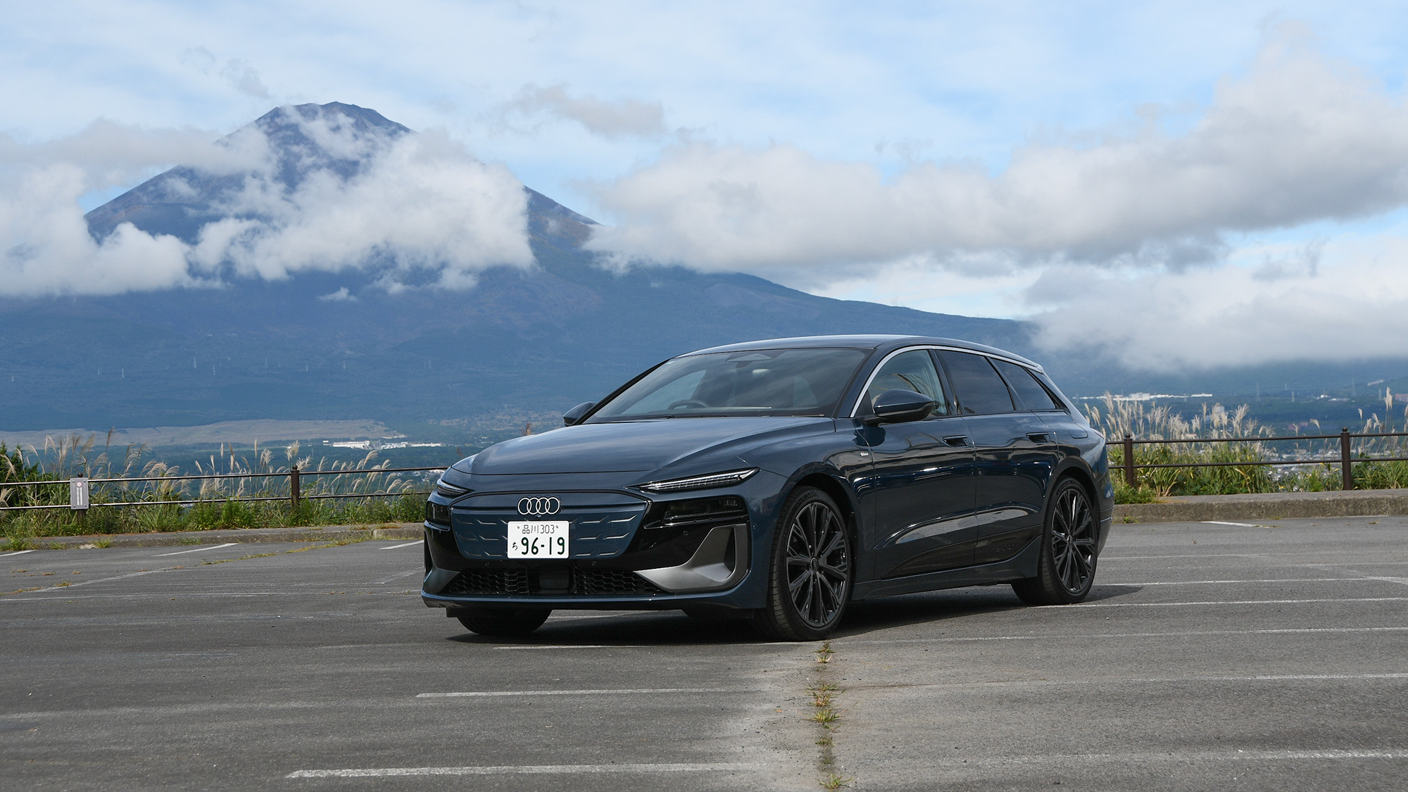 アウディ「A6 Avant e-tron」試乗レポート／後輪駆動ならではの気持ちいい走りを満喫