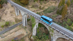 九州山間部の過疎地や北アルプスの国立公園で活躍するBYDのEVバス／運用する事業者に聞いてみた
