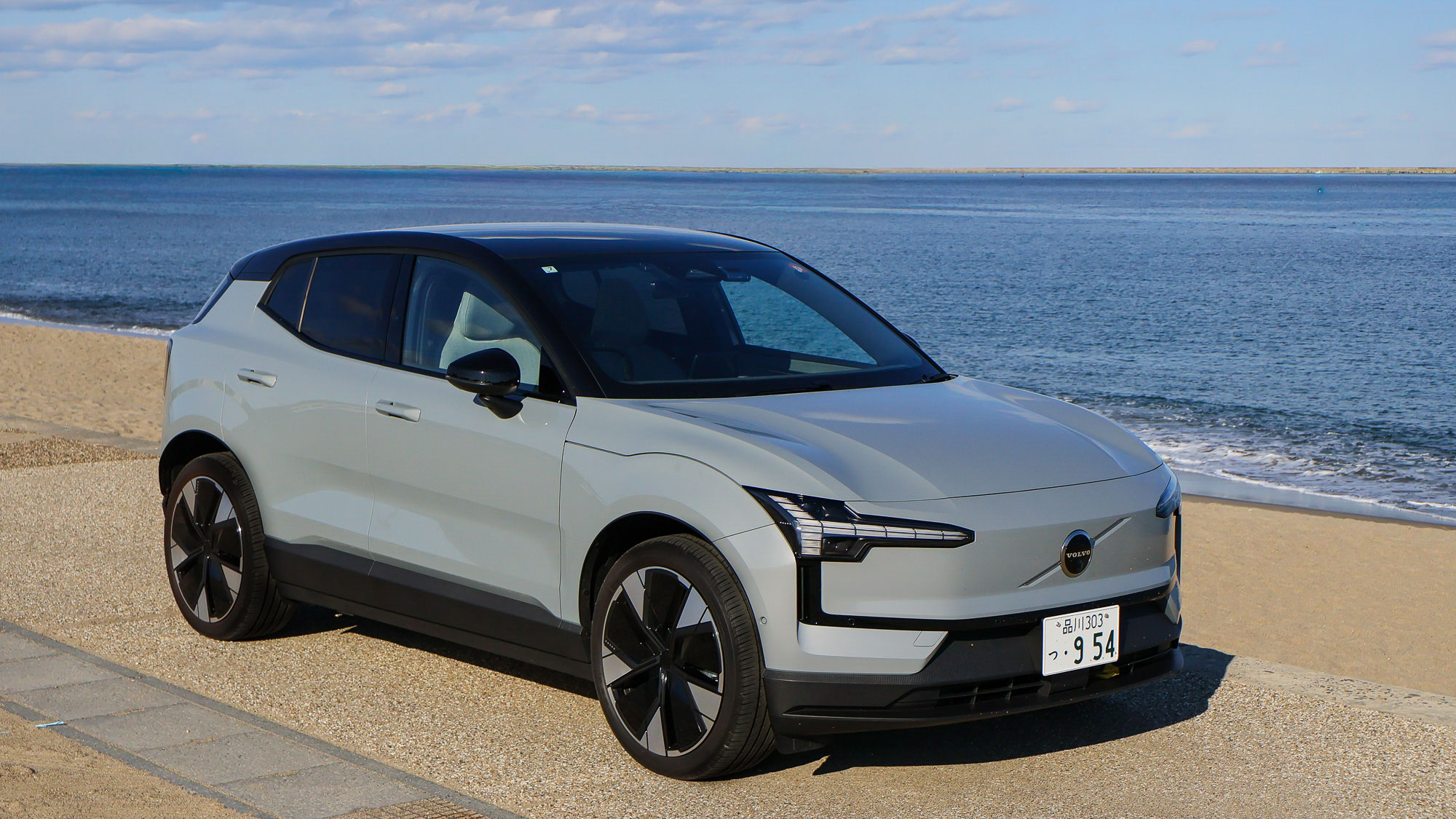 OTAアップデートで進化を続けるボルボ『EX30』試乗レポート/劇的に向上した急速充電性能を試してみた