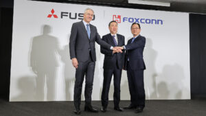 三菱ふそうと鴻海が日本に「新バスメーカー」を設立／EVバスの受注開始は2027年を予定