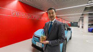 ジャパンEVオブザイヤー2025 表彰インタビュー【新型日産リーフCVE 磯部博樹氏】「走る・曲がる・止まる」でEVならではの滑らかさを実現