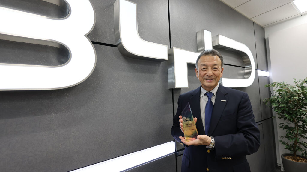 ジャパンEVオブザイヤー2025 表彰インタビュー【BYDオートジャパン 東福寺厚樹社長】2026年はEV普及のターニングポイント