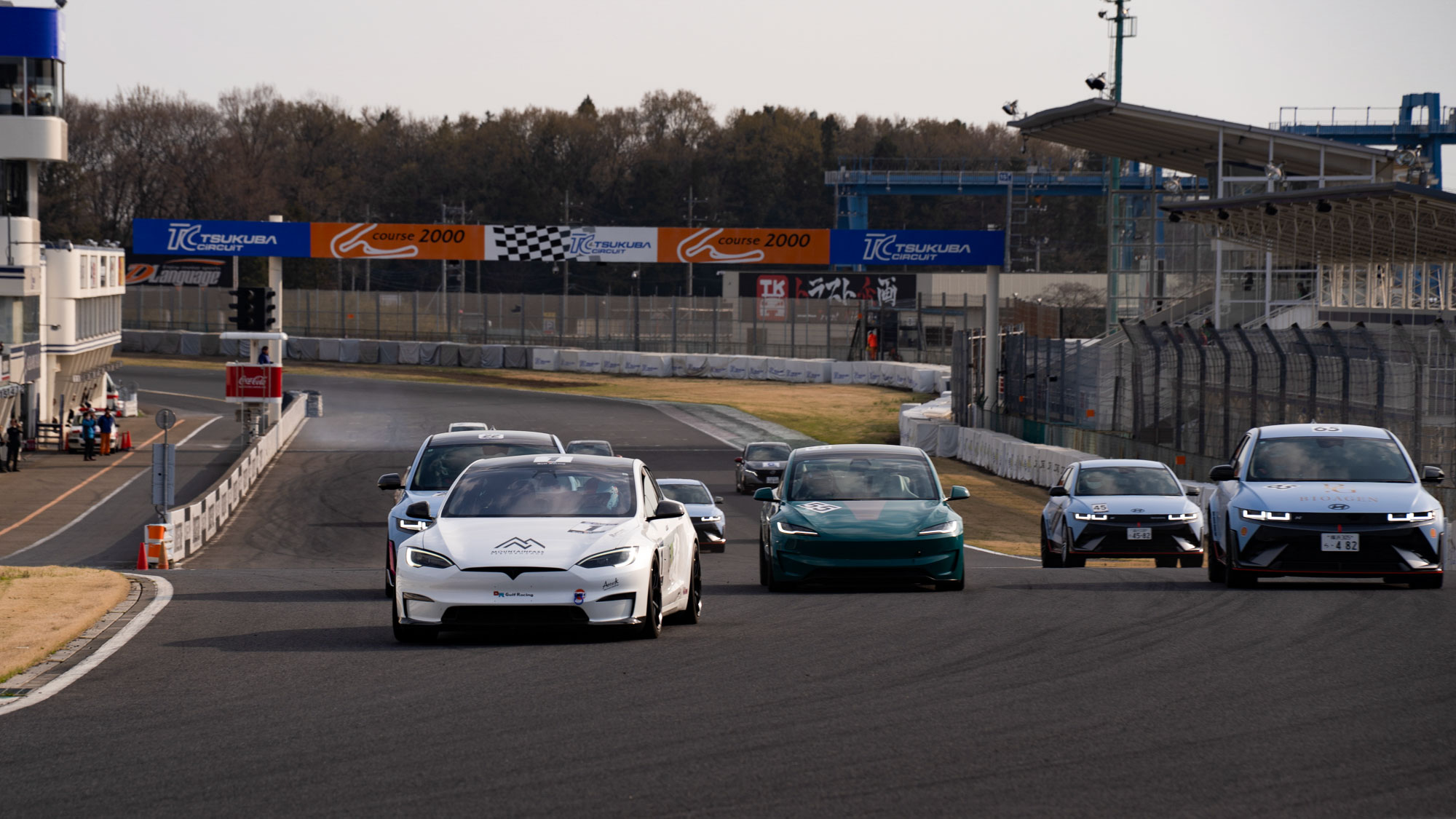 【2026全日本EV-GP 第1戦】テスラvsヒョンデの戦いが白熱／開幕戦はモデルSプラッドのKIMI選手が優勝