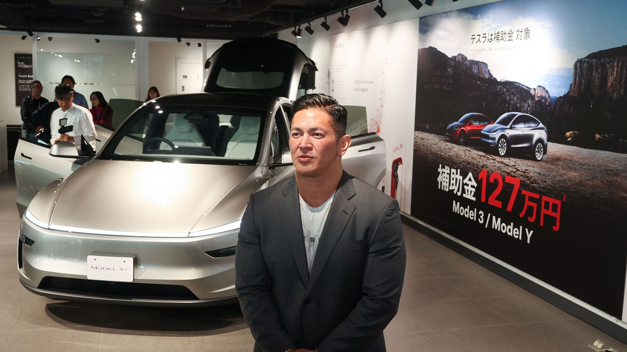 テスラが6人乗りEVの「モデルY L」を日本発売／ミニバン需要をターゲットに価格は749万円