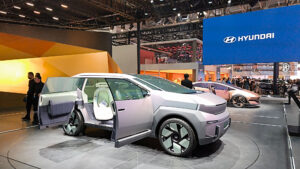 BYD「フラッシュ充電」とヒョンデ「IONIQ V」に注目【北京モーターショー2026レポート】「In China, For China」の現実を再認識