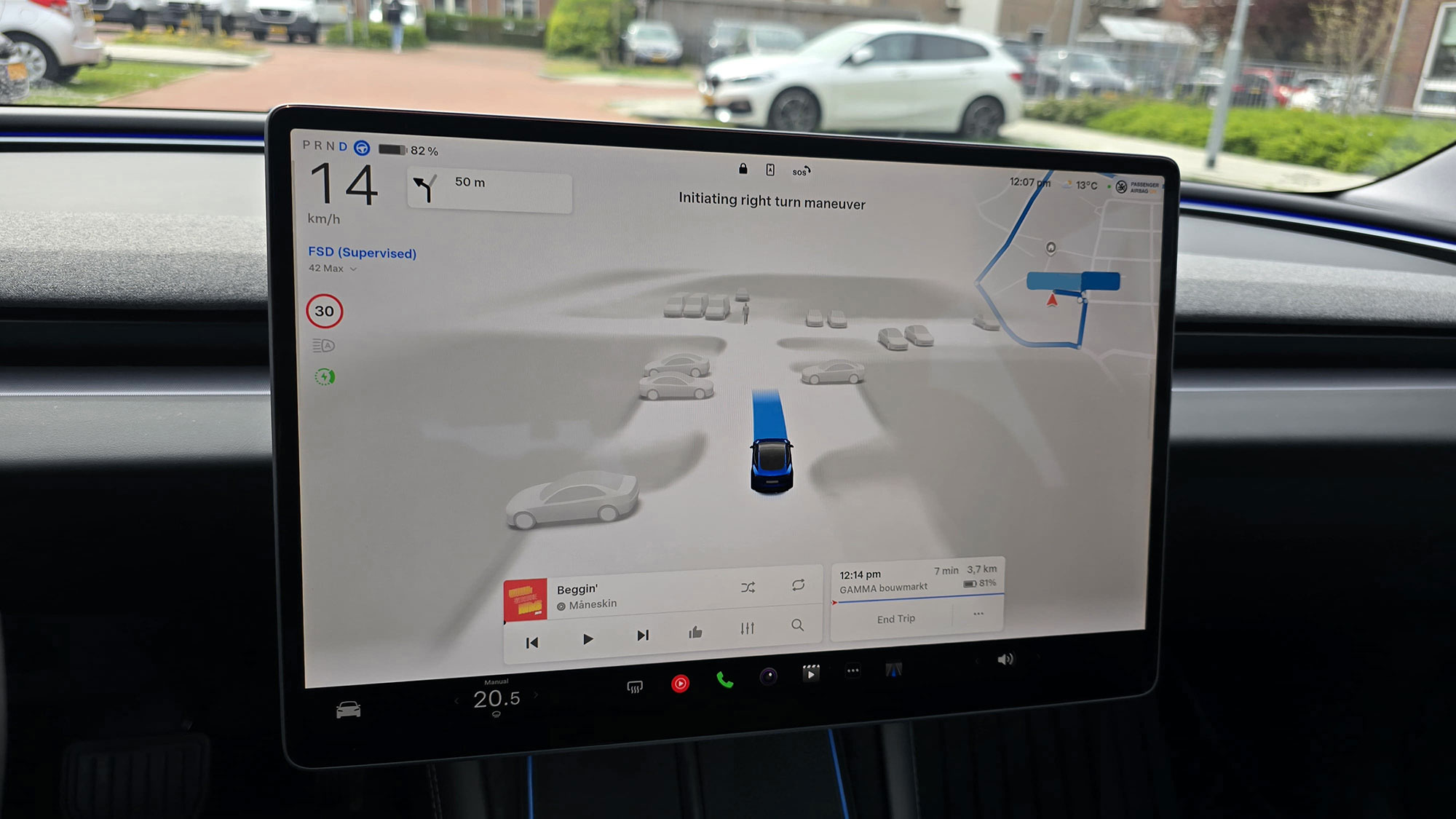 テスラのフルセルフドライビング（FSD）欧州版〜初期インプレッション・レビュー【CleanTechnica 翻訳記事】